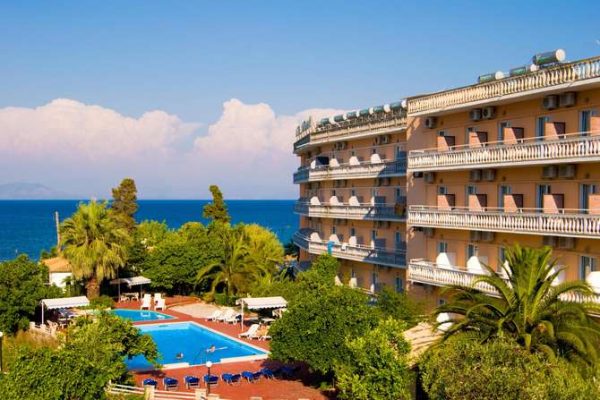 Hotel in Benitses - Centraal-Corfu op Corfu in Griekenland