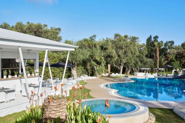 Hotel in Acharavi - Noordoost-Corfu op Corfu in Griekenland
